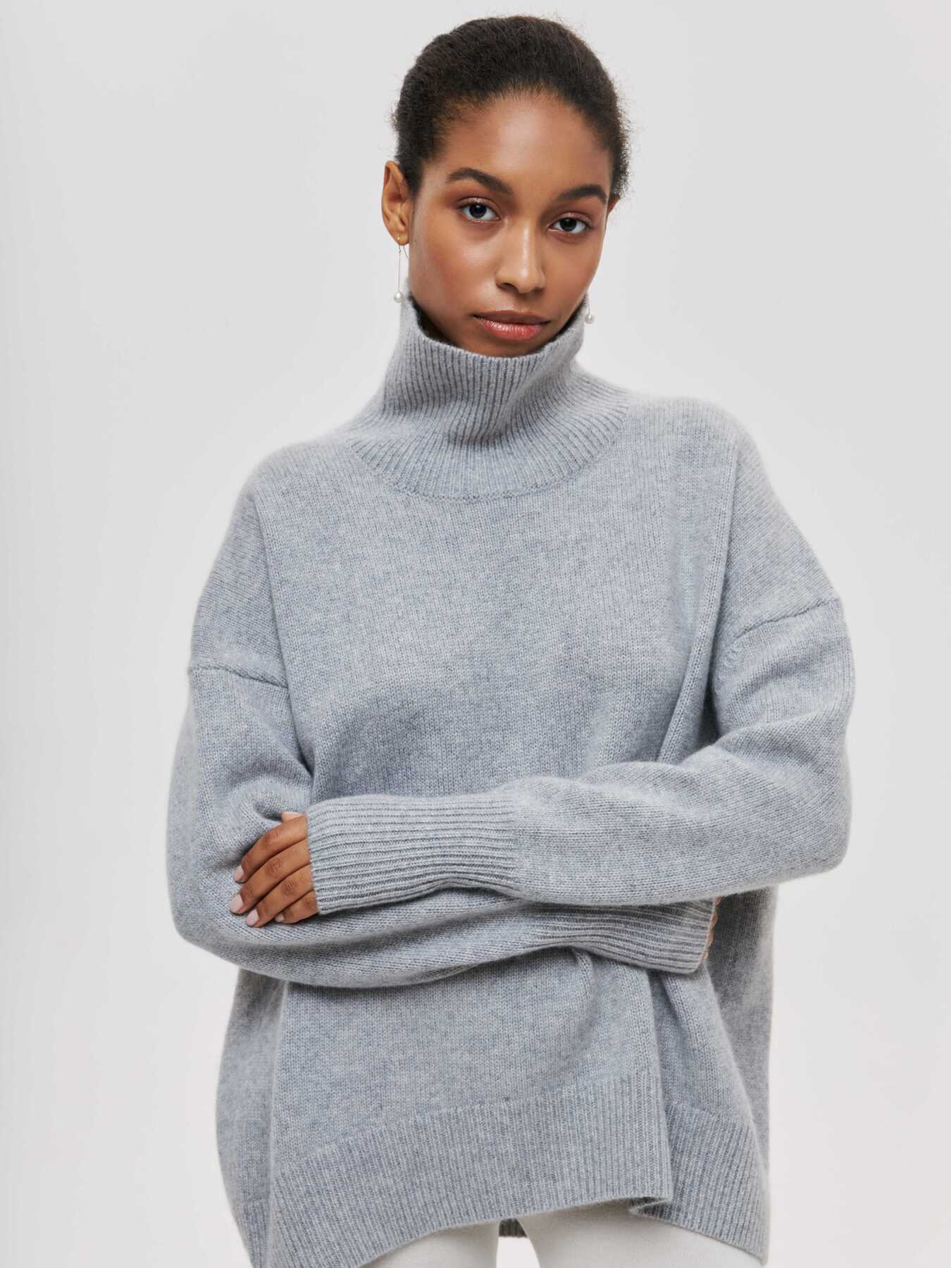 Pull – Col Roulé & Matière Enveloppante
