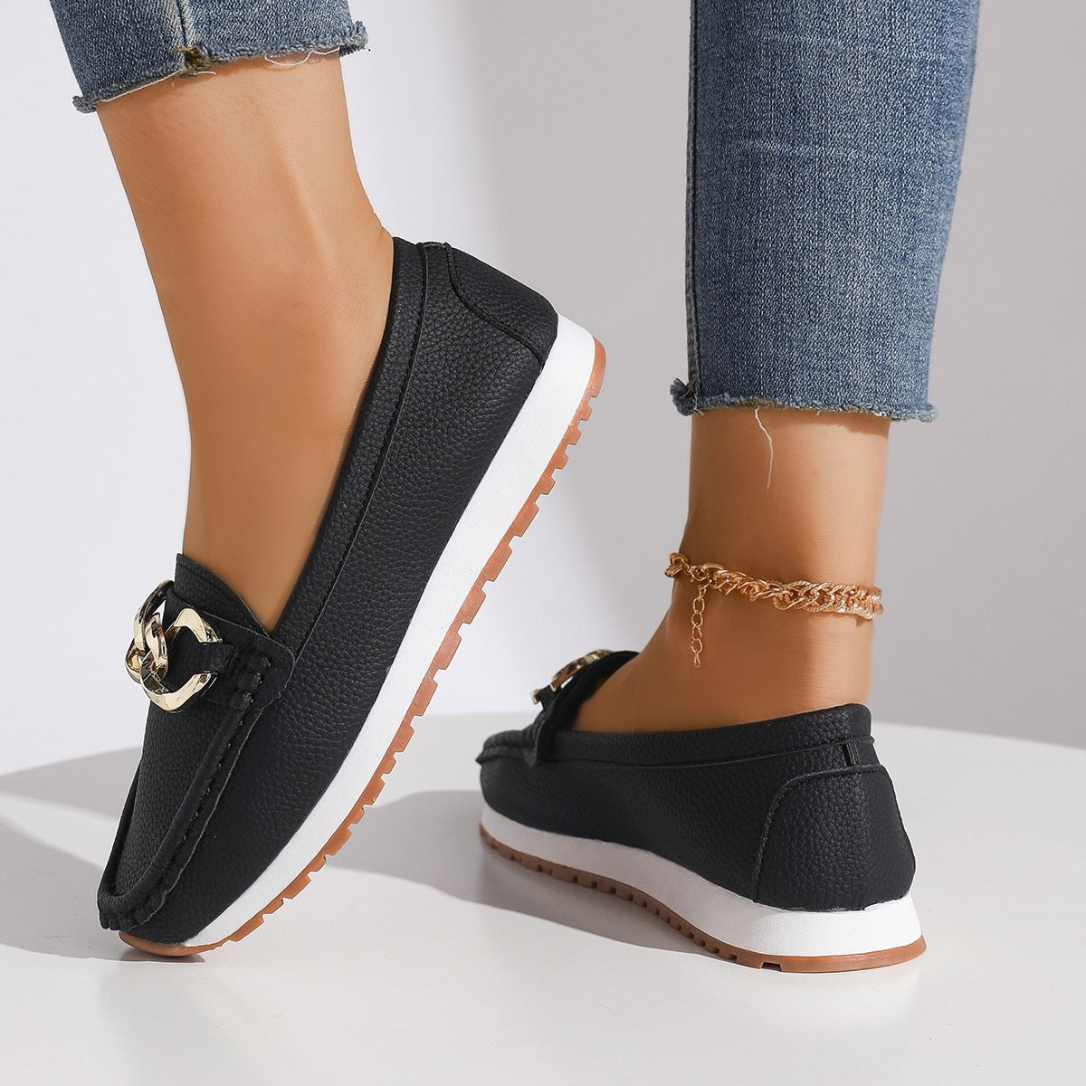 Mocassins à Chaîne – Chic Sans Effort