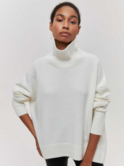 Pull – Col Roulé & Matière Enveloppante